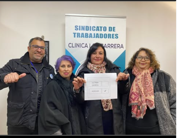 Con un 90 % de respaldo, trabajadores de Clínica Los Carrera aprueban huelga legal